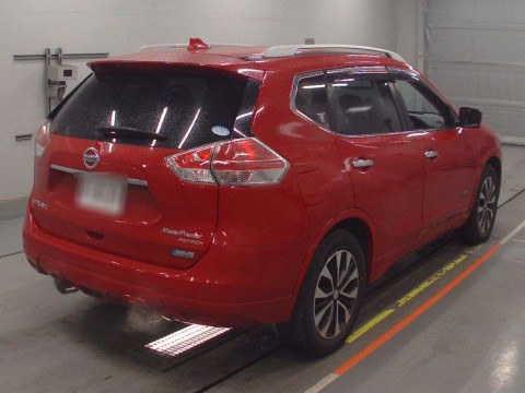 2015 Nissan X-Trail HNT32[1]