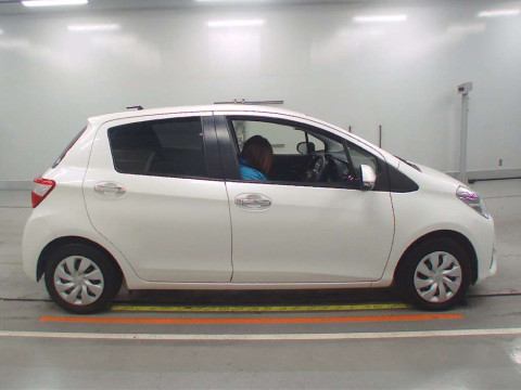 2019 Toyota Vitz KSP130[2]