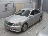 2004 Toyota Crown