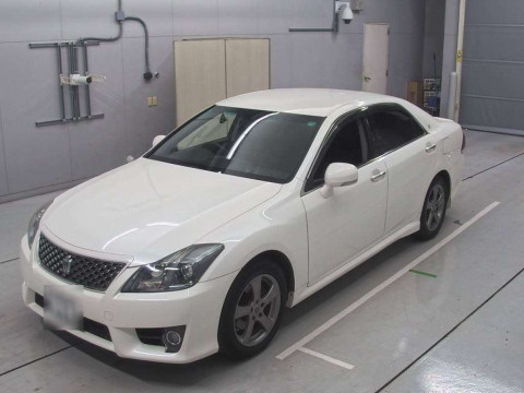 2011 Toyota Crown GRS200[0]