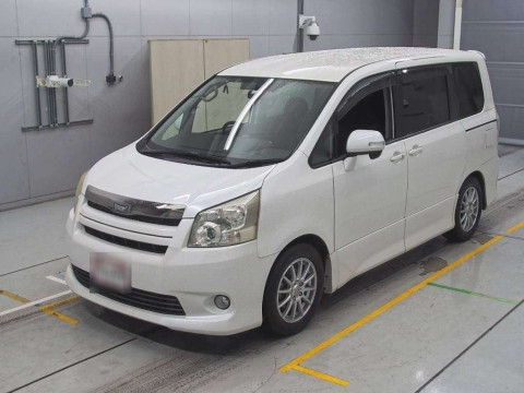 2008 Toyota Noah ZRR70W[0]