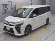 2019 Toyota Voxy