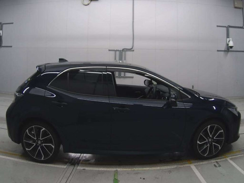 2020 Toyota Corolla Sports ZWE213H[2]