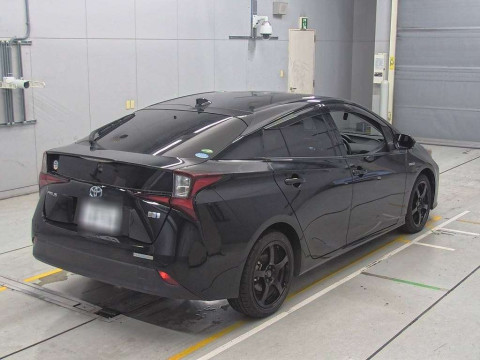 2019 Toyota Prius ZVW51[1]