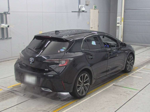 2018 Toyota Corolla Sports ZWE211H[1]