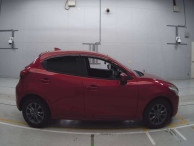 2017 Mazda Demio