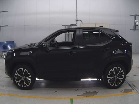 2023 Toyota YARIS CROSS MXPB15[1]