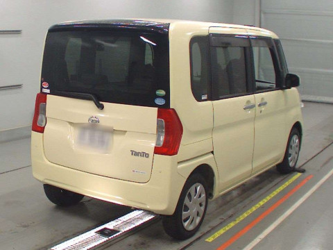 2017 Daihatsu Tanto LA610S[1]