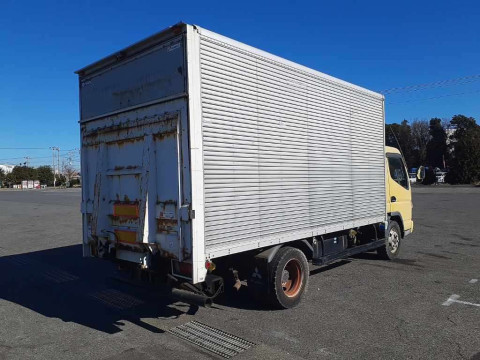 2005 Mitsubishi Fuso Canter FE83DEY[1]