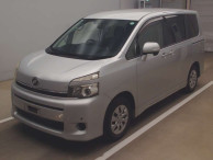 2012 Toyota Voxy