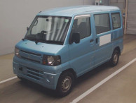 2011 Mitsubishi Minicab Van