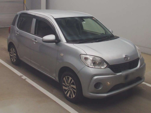 2017 Daihatsu Boon M710S[2]