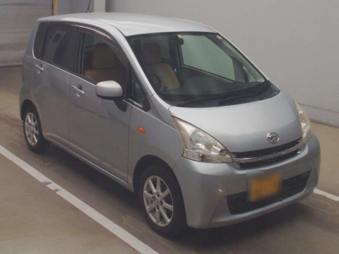 2010 Daihatsu Move LA100S[2]