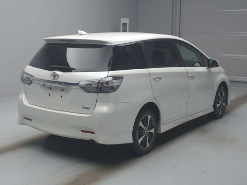 2013 Toyota Wish ZGE20W[1]