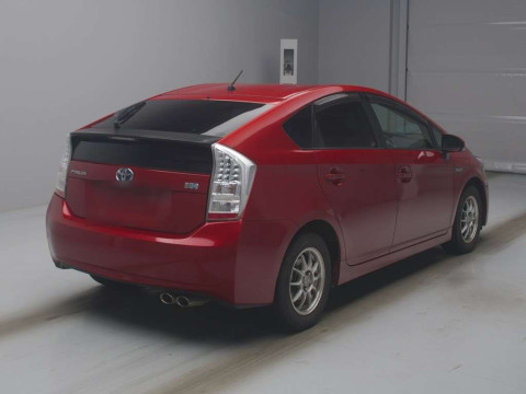 2010 Toyota Prius ZVW30[1]