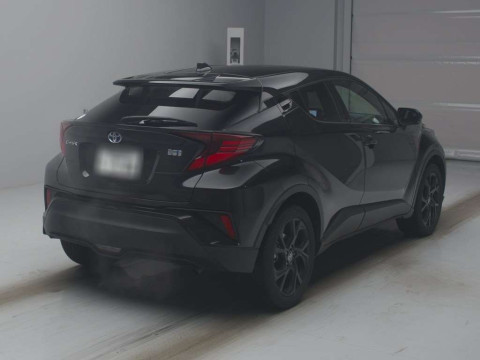 2023 Toyota C-HR ZYX11[1]