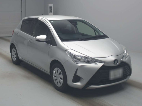 2018 Toyota Vitz NSP130[2]