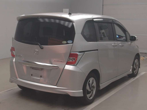 2015 Honda Freed hybrid GP3[1]