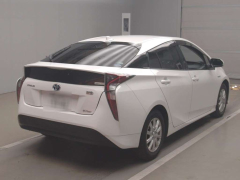 2019 Toyota Prius ZVW55[1]