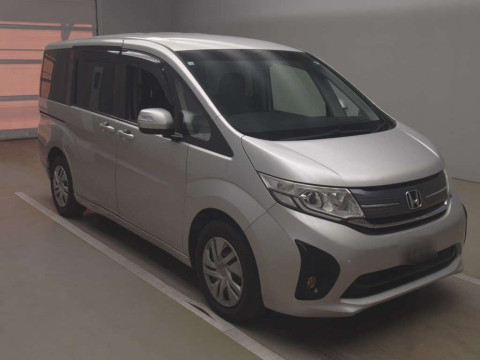 2018 Honda Step WGN RP2[2]