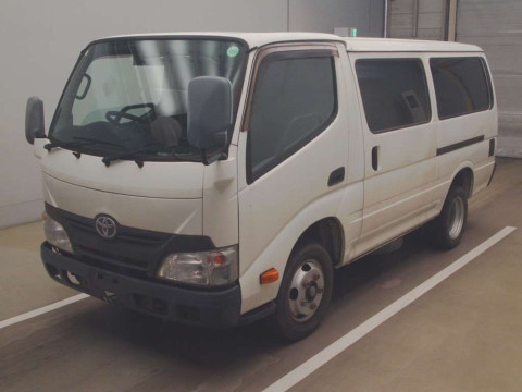 2015 Toyota Dyna Route Van XZC605V[0]