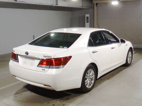 2013 Toyota Crown Hybrid AWS210[1]