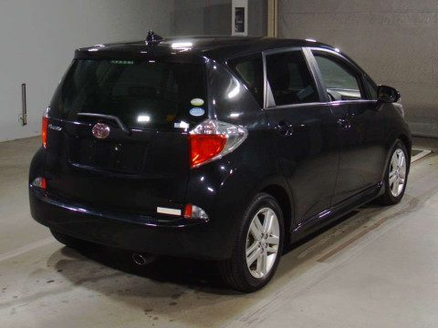 2011 Toyota Ractis NCP120[1]