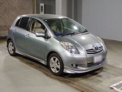 2007 Toyota Vitz SCP90[2]