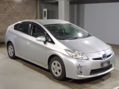 2010 Toyota Prius ZVW30[2]