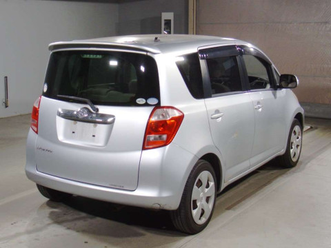 2006 Toyota Ractis NCP100[1]