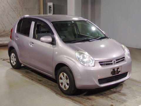 2014 Toyota Passo KGC30[2]