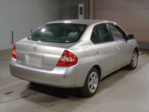 2003 Toyota Prius NHW11[1]