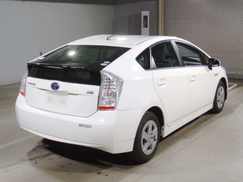 2011 Toyota Prius ZVW30[1]