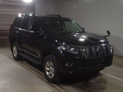 2020 Toyota Land Cruiser Prado TRJ150W[2]