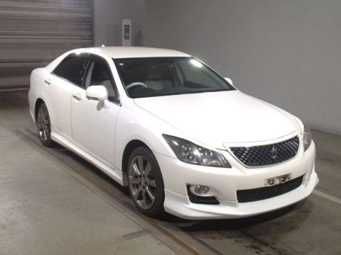 2008 Toyota Crown GRS200[2]