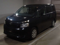 2010 Toyota Voxy