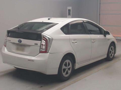 2014 Toyota Prius ZVW30[1]