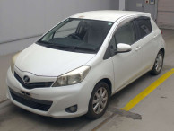 2011 Toyota Vitz