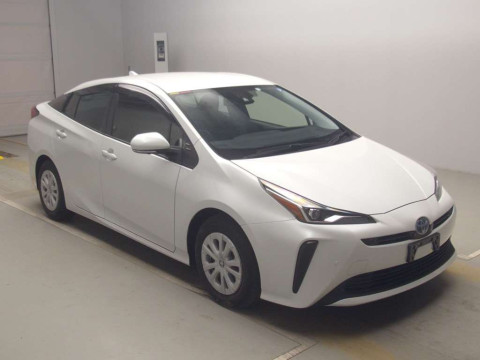 2021 Toyota Prius ZVW51[2]