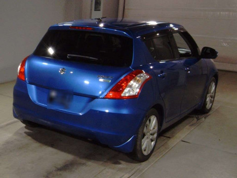 2014 Suzuki Swift ZC72S[1]