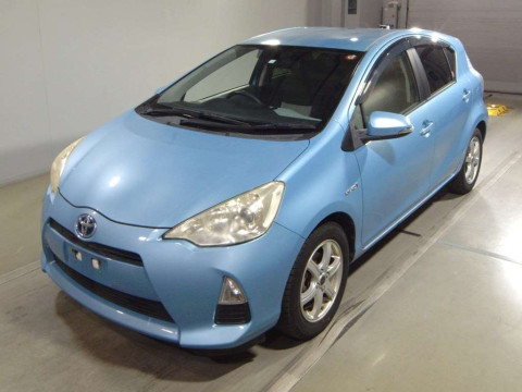 2012 Toyota Aqua NHP10[0]