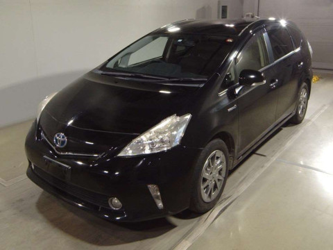 2014 Toyota Prius alpha ZVW41W[0]