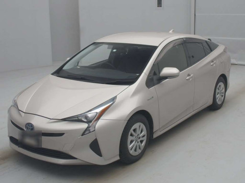 2016 Toyota Prius ZVW50[0]