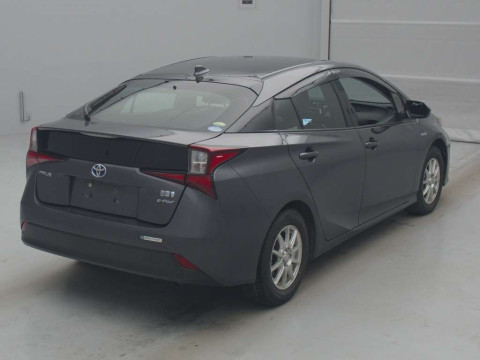 2020 Toyota Prius ZVW55[1]