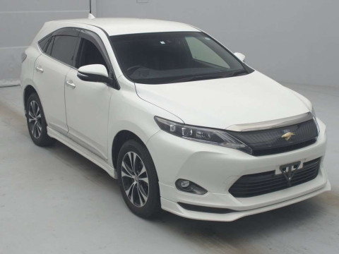 2016 Toyota Harrier ZSU65W[2]