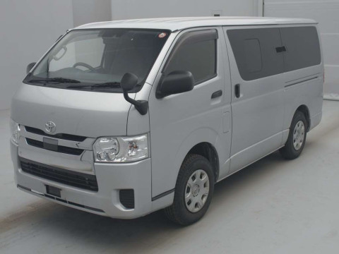 2018 Toyota Regiusace Van GDH206V[0]