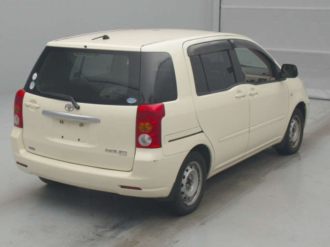 2005 Toyota Raum NCZ25[1]