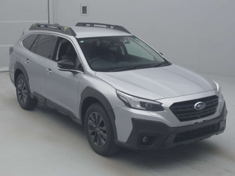 2024 Subaru Legacy Outback BT5[2]