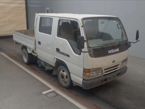 1995 Nissan Atlas AKR66EA[2]