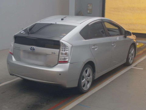 2010 Toyota Prius ZVW30[1]